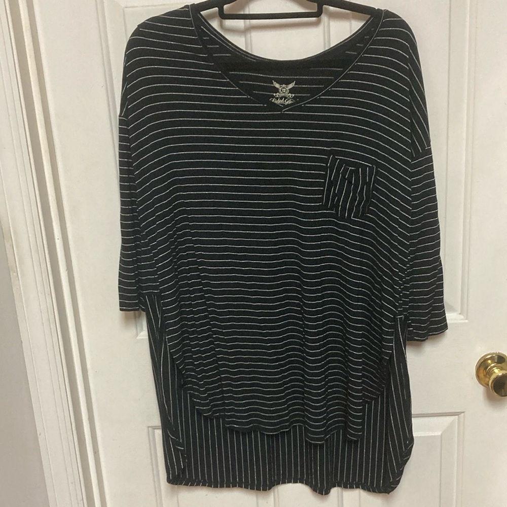 3/$20…bundle and save …
Cute 2x striped top